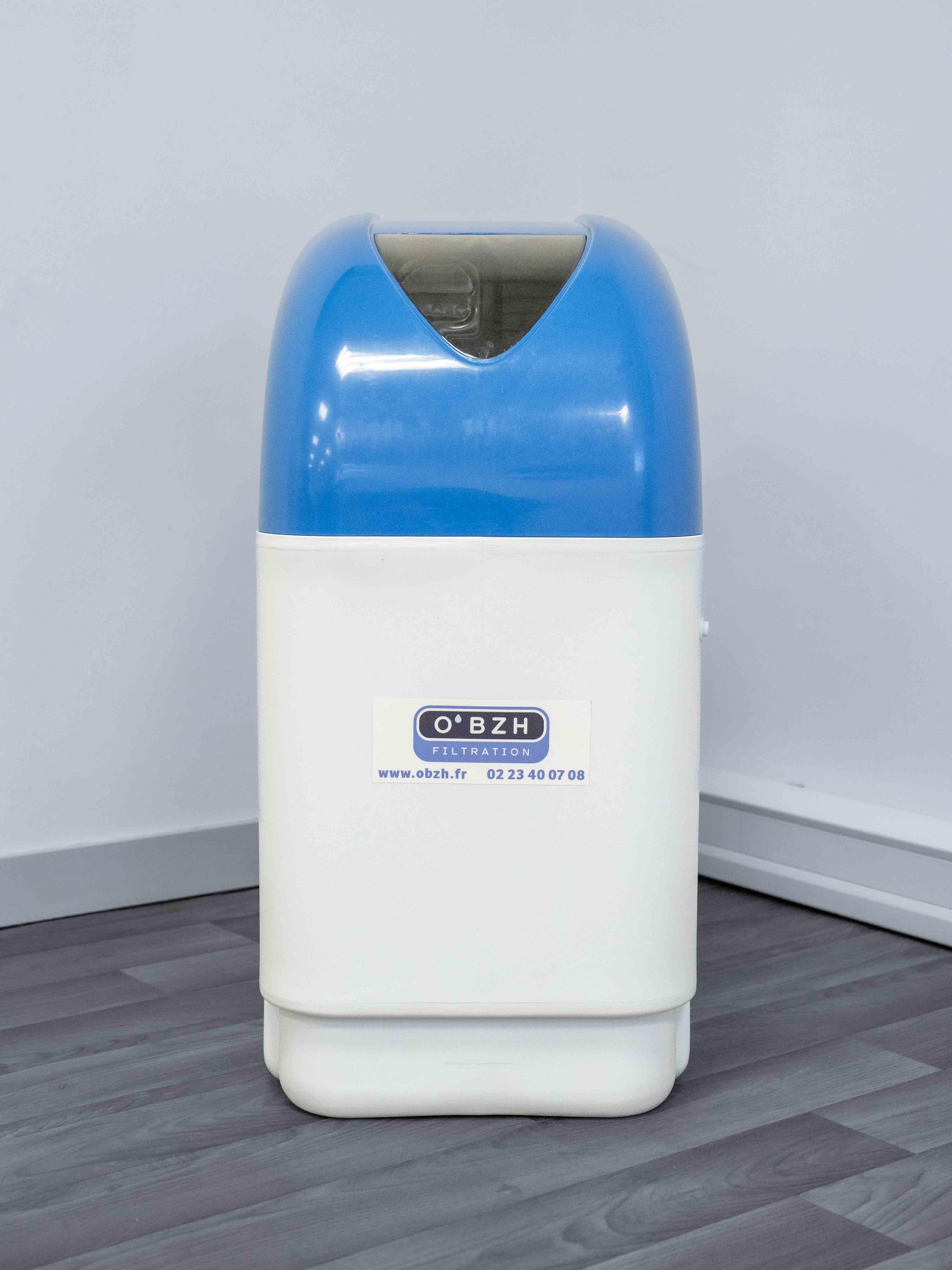 Adoucisseur d'eau 10 litres - filtration d'eau en Bretagne Adoucisseur d'eau 10 litres - filtration d'eau en Bretagne