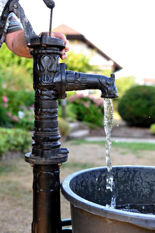 Filtrer l'eau de puit élimine les bactéries